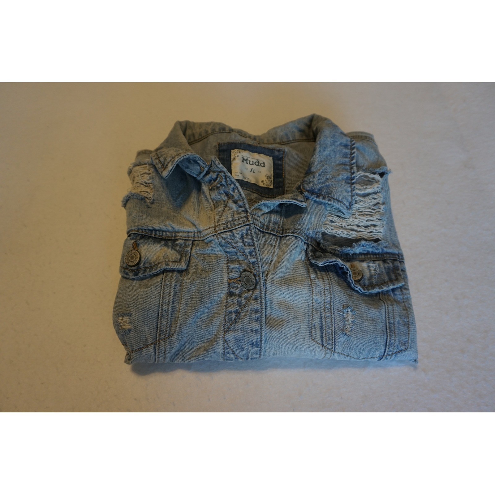 Mudd Womens Light Wash Distressed Denim Jacket Blue Jean XL KC.688