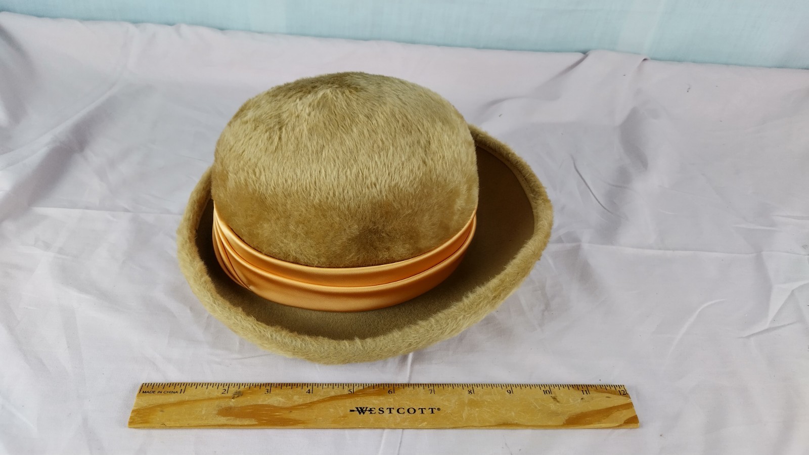Vintage MCM Jean Arlett 1950s Fur City Australia Fashion Hat Satin Velvet Band