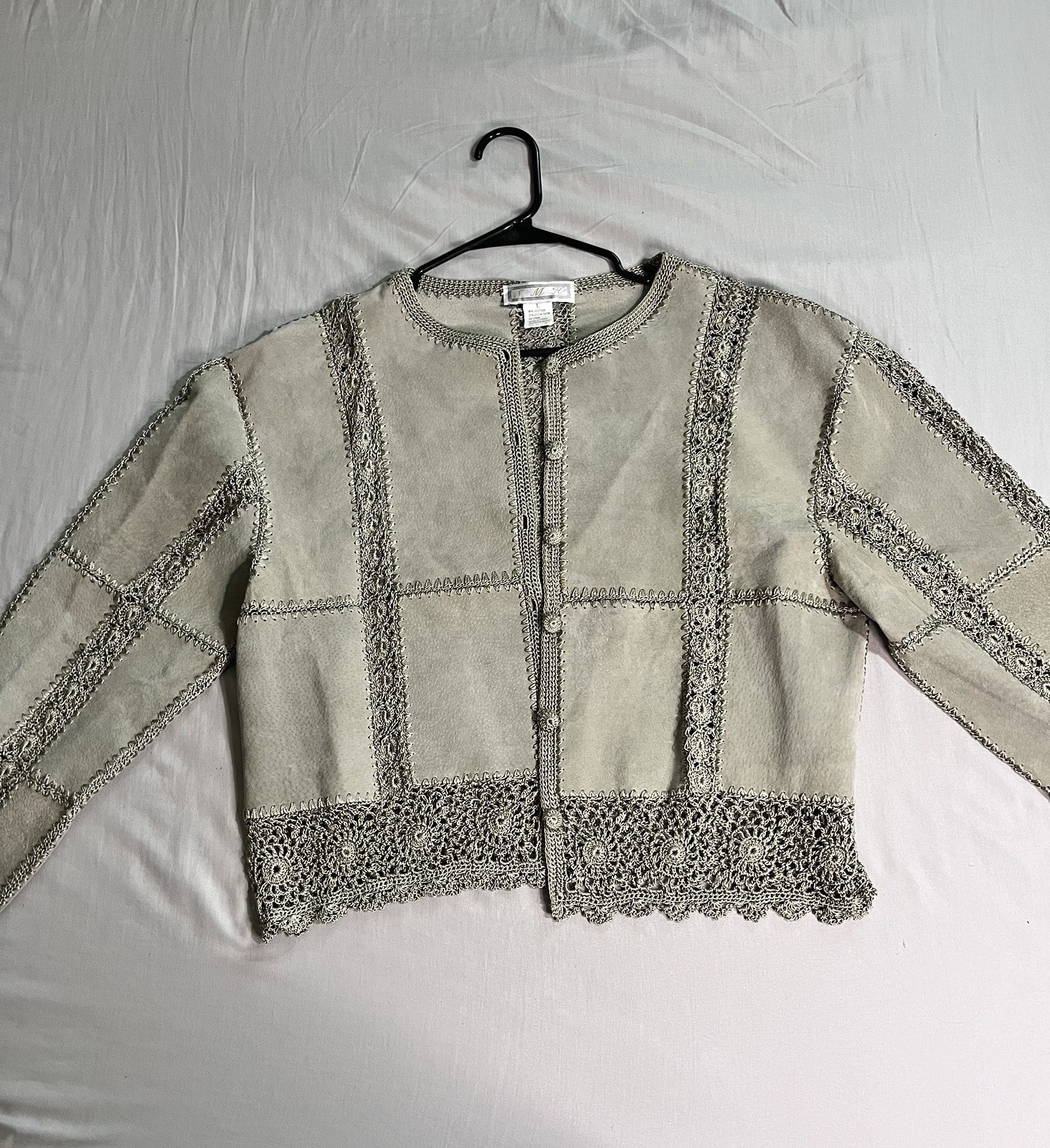 J.M.H. Women’s green Leather Lined Short Jacket w/ Crochet Trim Size L