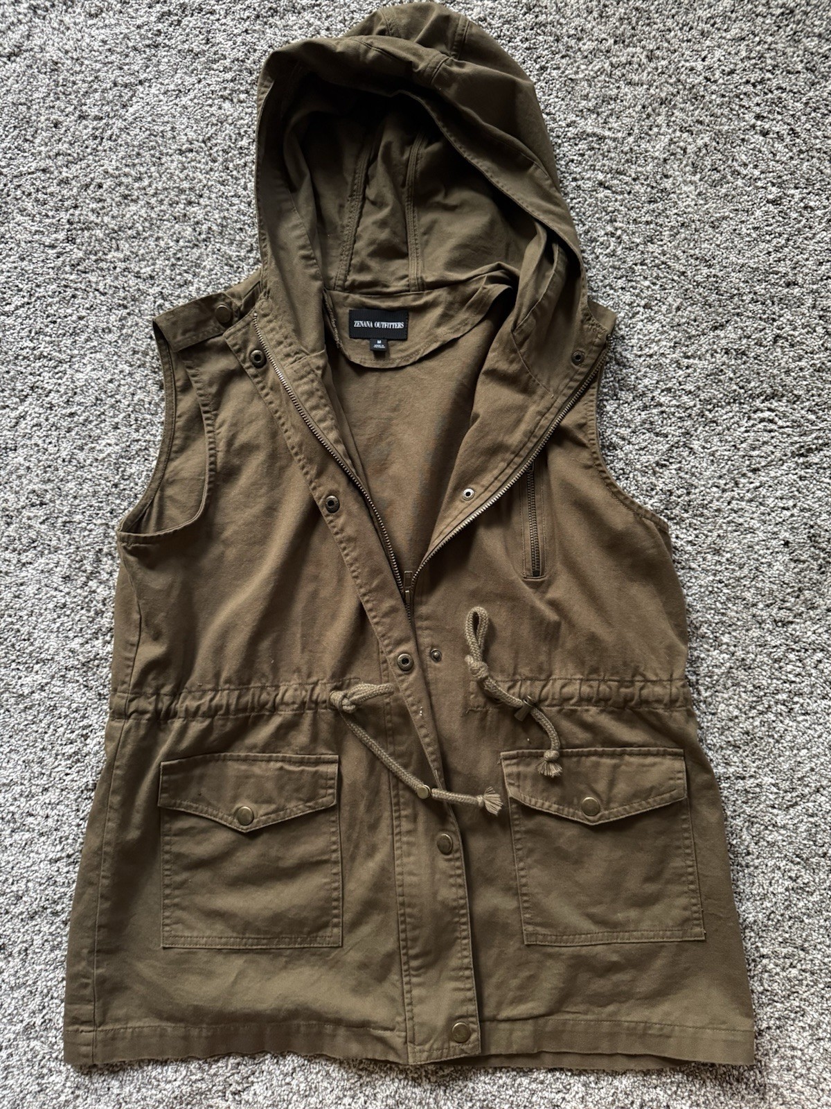 Zenana Outfitters Green Utility Vest M Hooded Full Zip Pockets Drawstring Snap