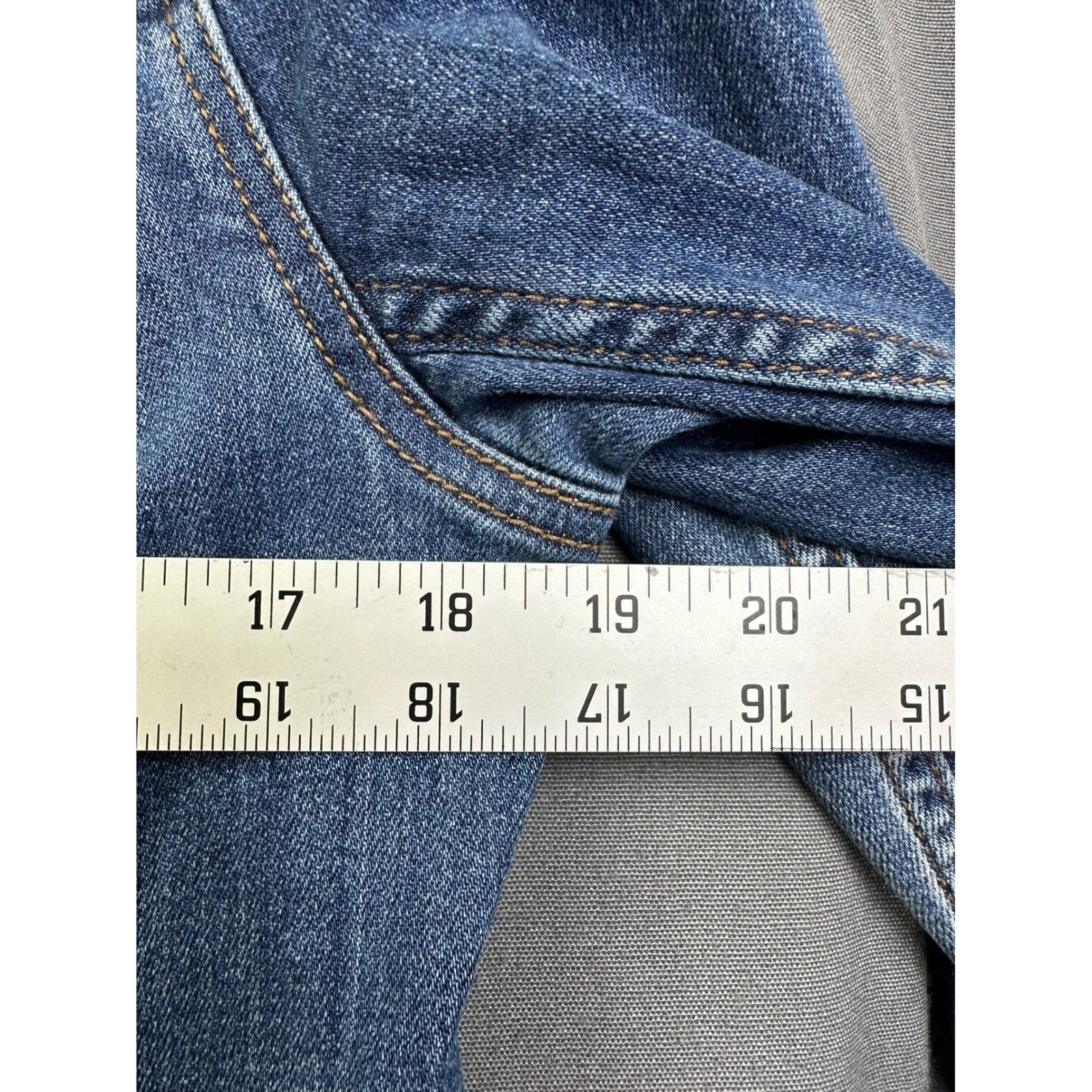 Talbots Petites Medium Wash Denim Trucker Jacket Blue Stretch Size LP