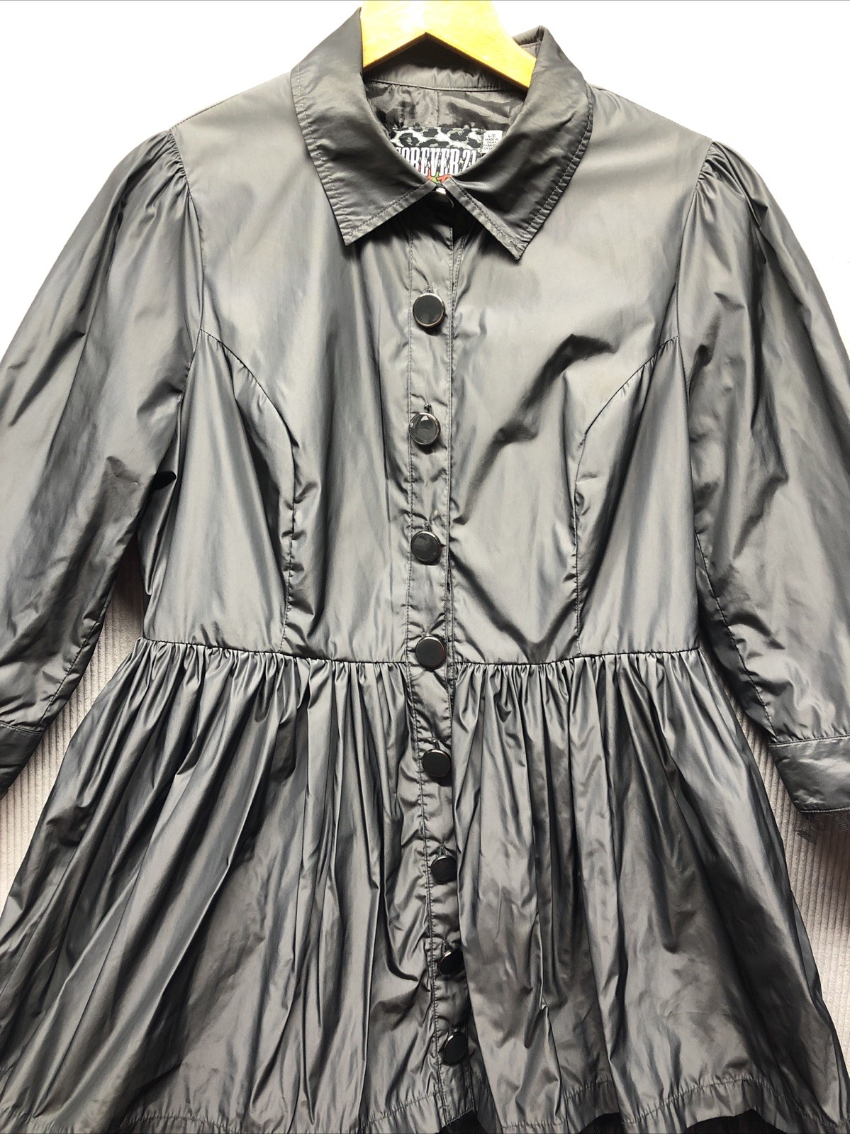 Forever 21 Peplum Jacket Size Large Gray Metal Metallic Satin Look Lace Peplum