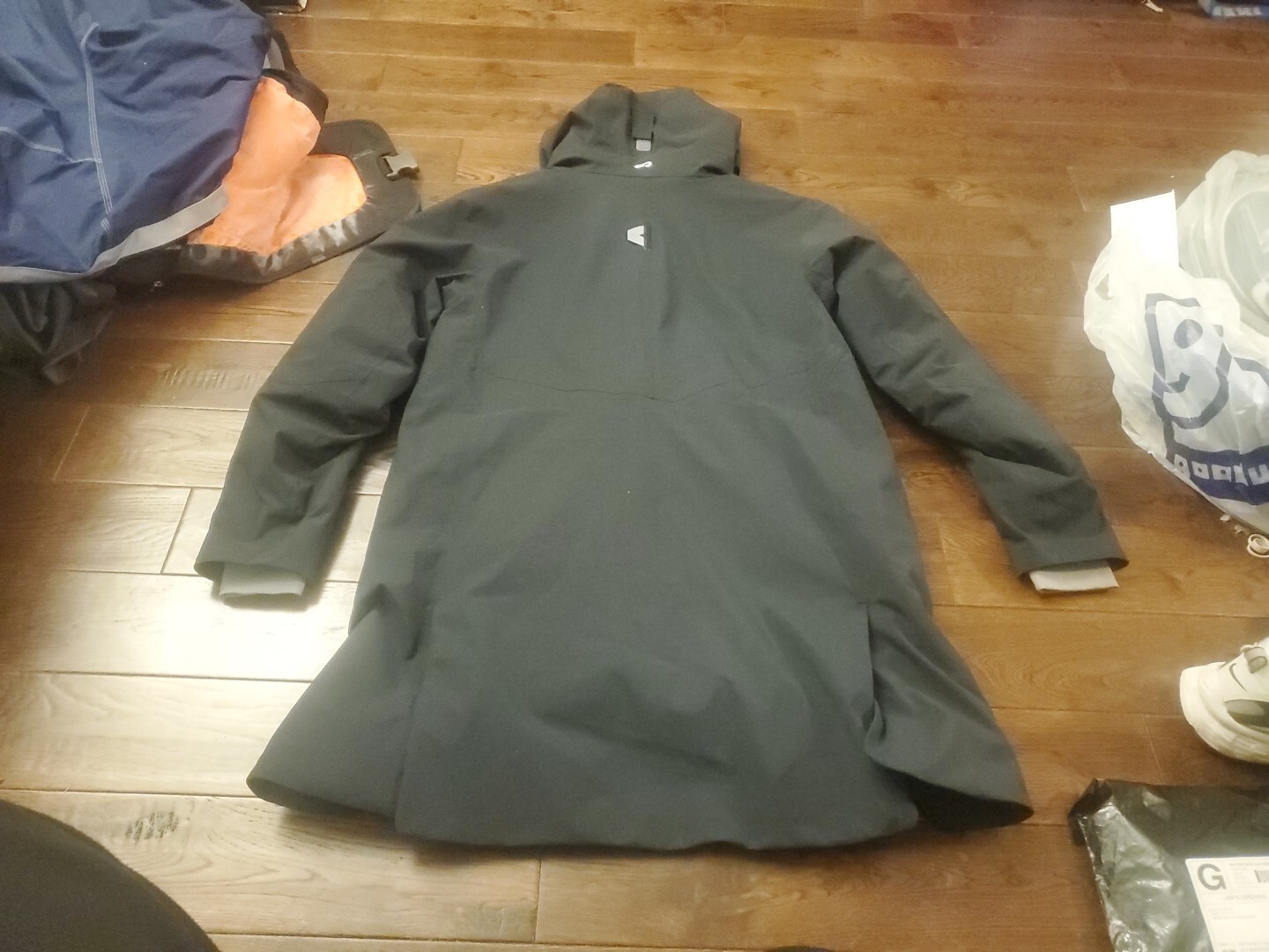 GORGEOUS $450 OROS ORION PARKA SOLARCORE BLACK HOODED SNOW/SKI WOMENS SIZE LARGE