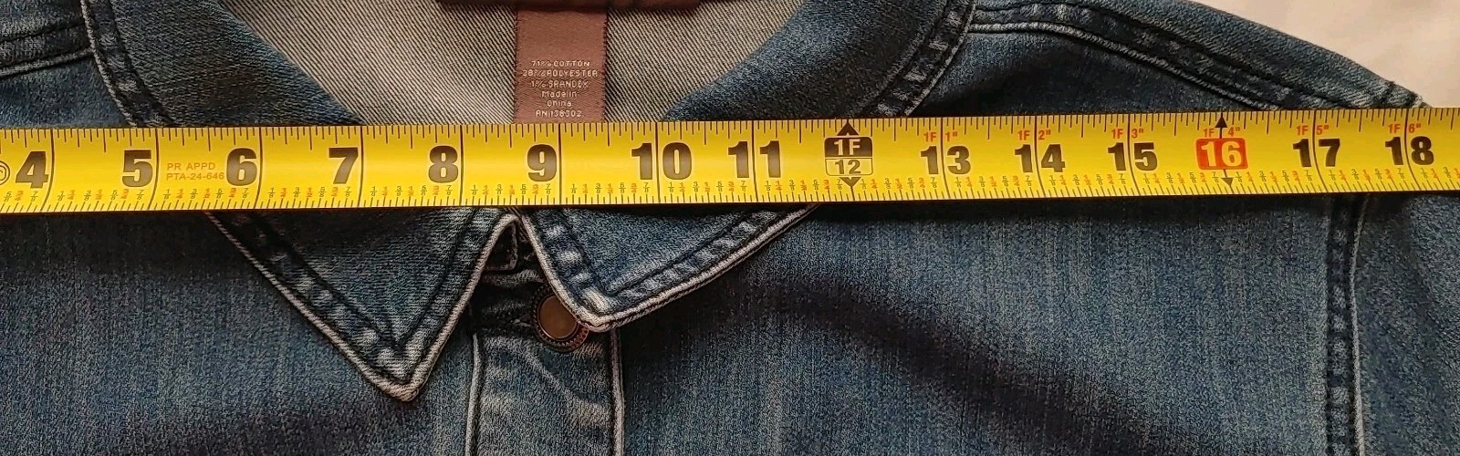 Avenue Denim Jacket Medium Blue Wash Embroidered Button Up Size 22/24