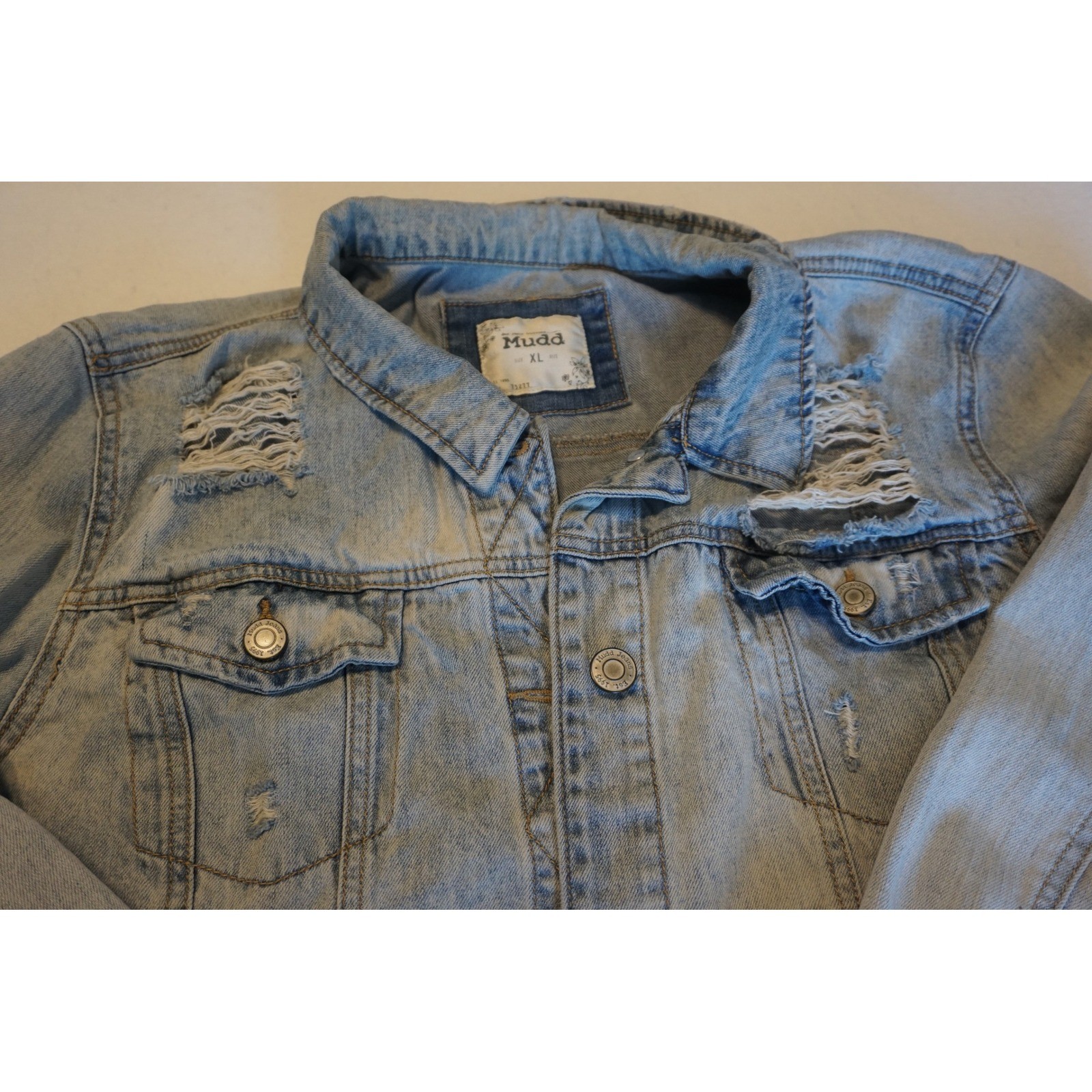 Mudd Womens Light Wash Distressed Denim Jacket Blue Jean XL KC.688