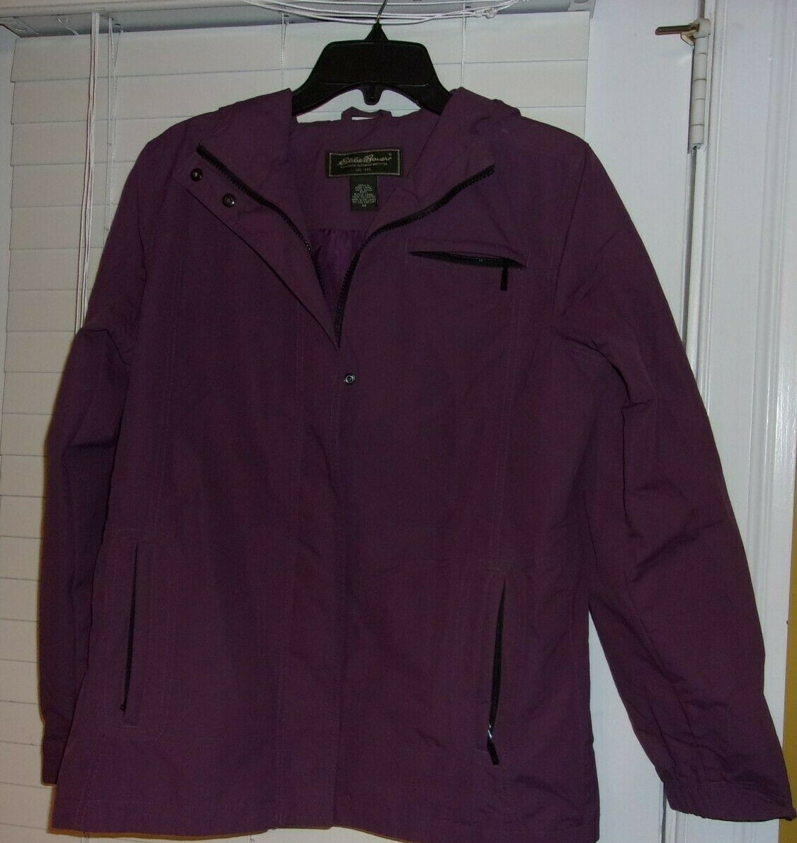Eddie Bauer Purple Plum Hooded Lightweight Spring Fall Jacket Windbreaker M