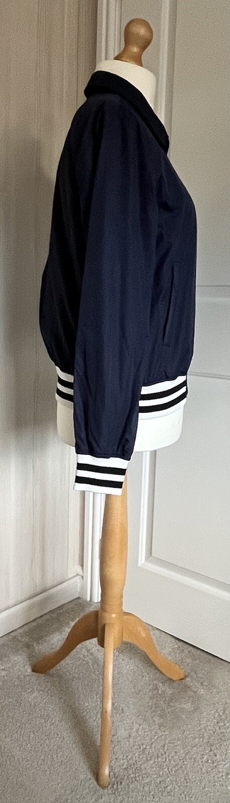 Brixton Utopia Sport Bomber Jacket Size M Navy Trendy Street Fashion Stylish