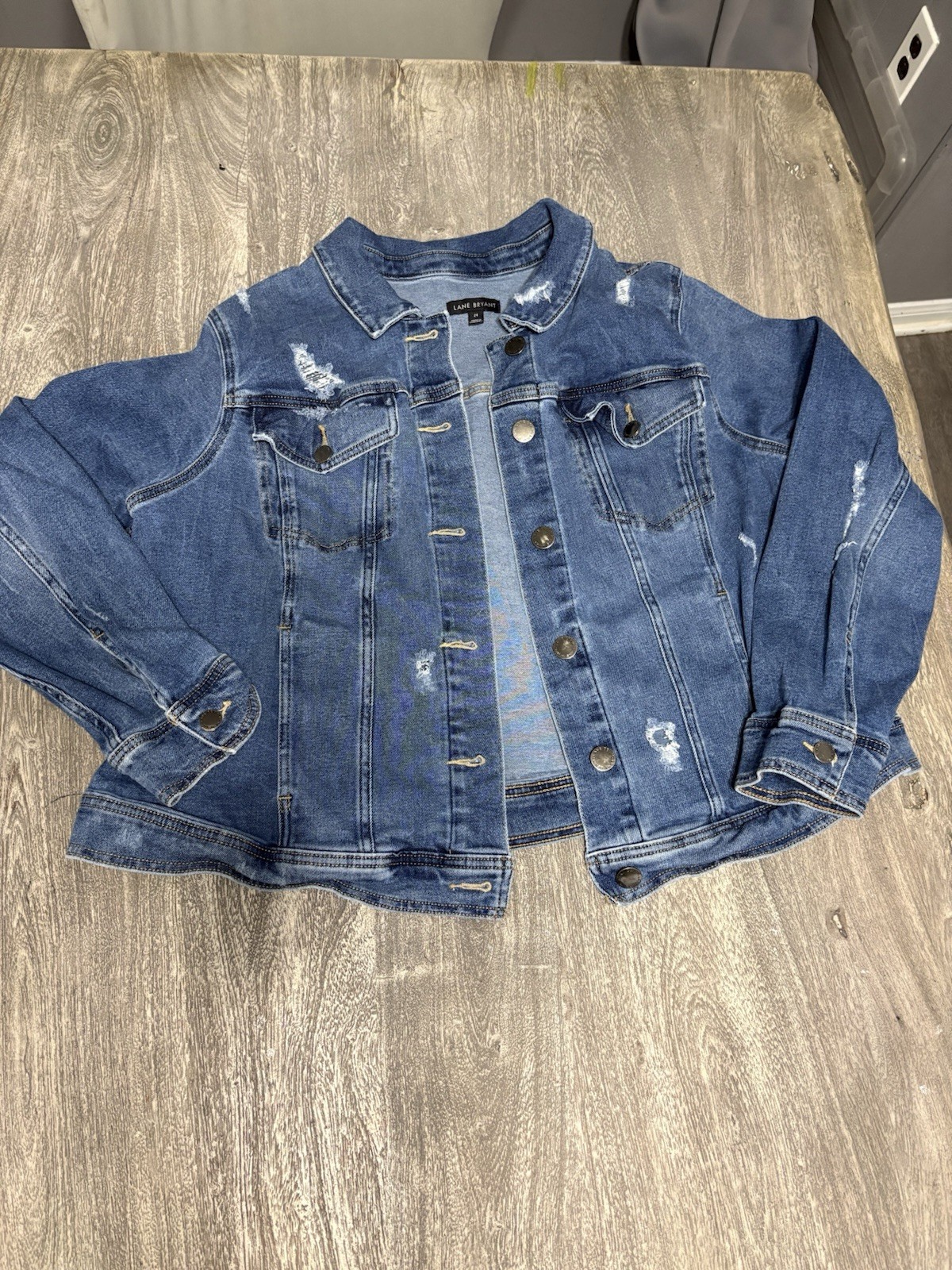 Lane Bryant Women’s Blue Distressed Button-Front Collared Pocket Jacket 24 Plus