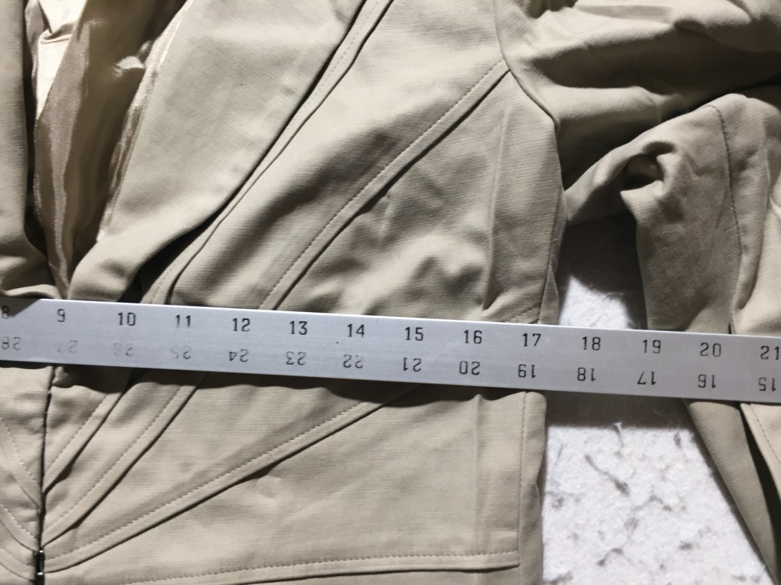 Focus 2000 Jacket Women 10 Beige Long Sleeve Clasps Collard Burst Pattern Seams