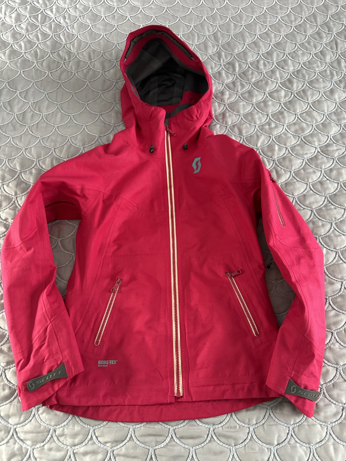 Scott Women’s Gore-Tex Waterproof Softshell Hooded Ski Hiking Jacket Size XS