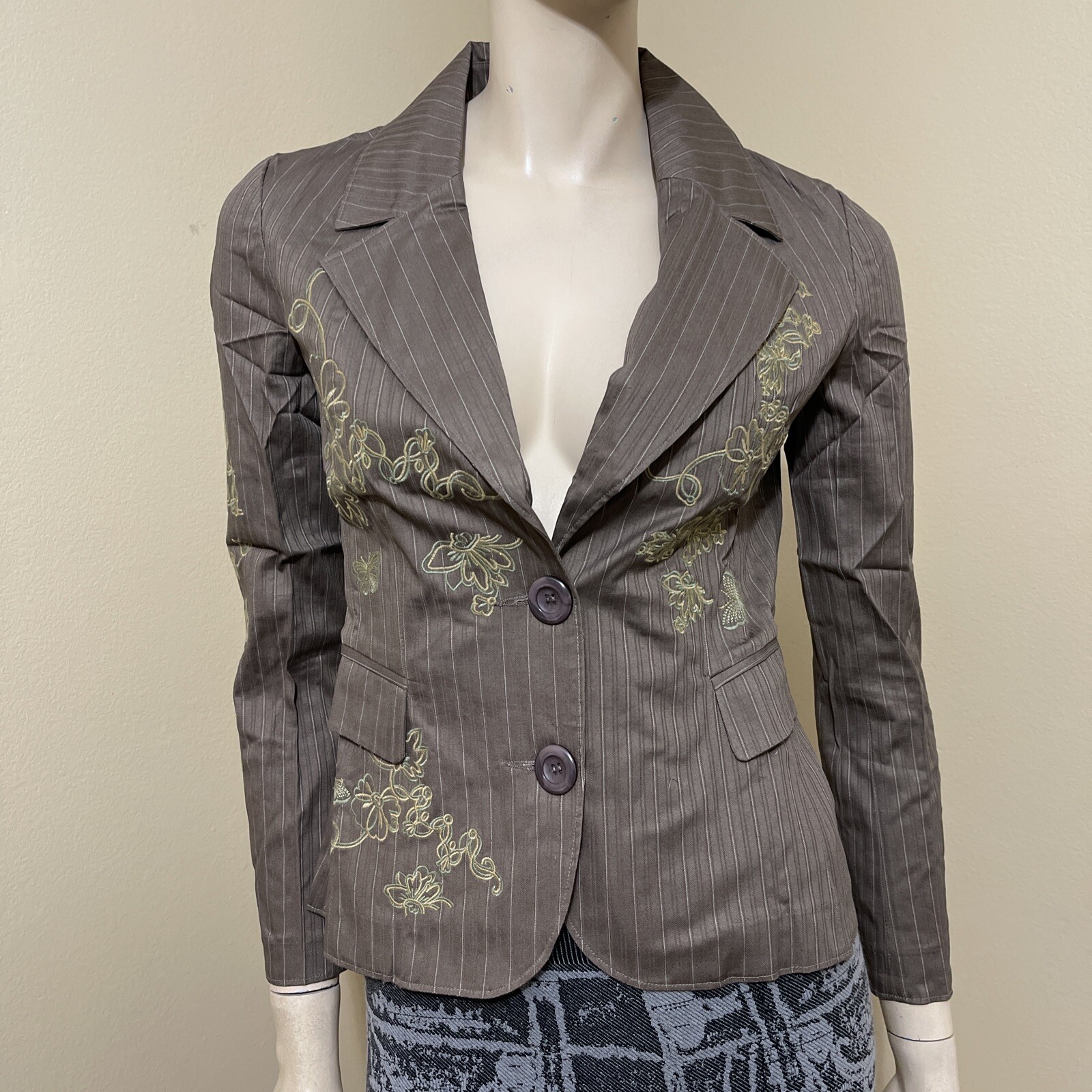 Women’s Brown Striped Casual Stretch Slim Embroidered Button Up Size L Jacket