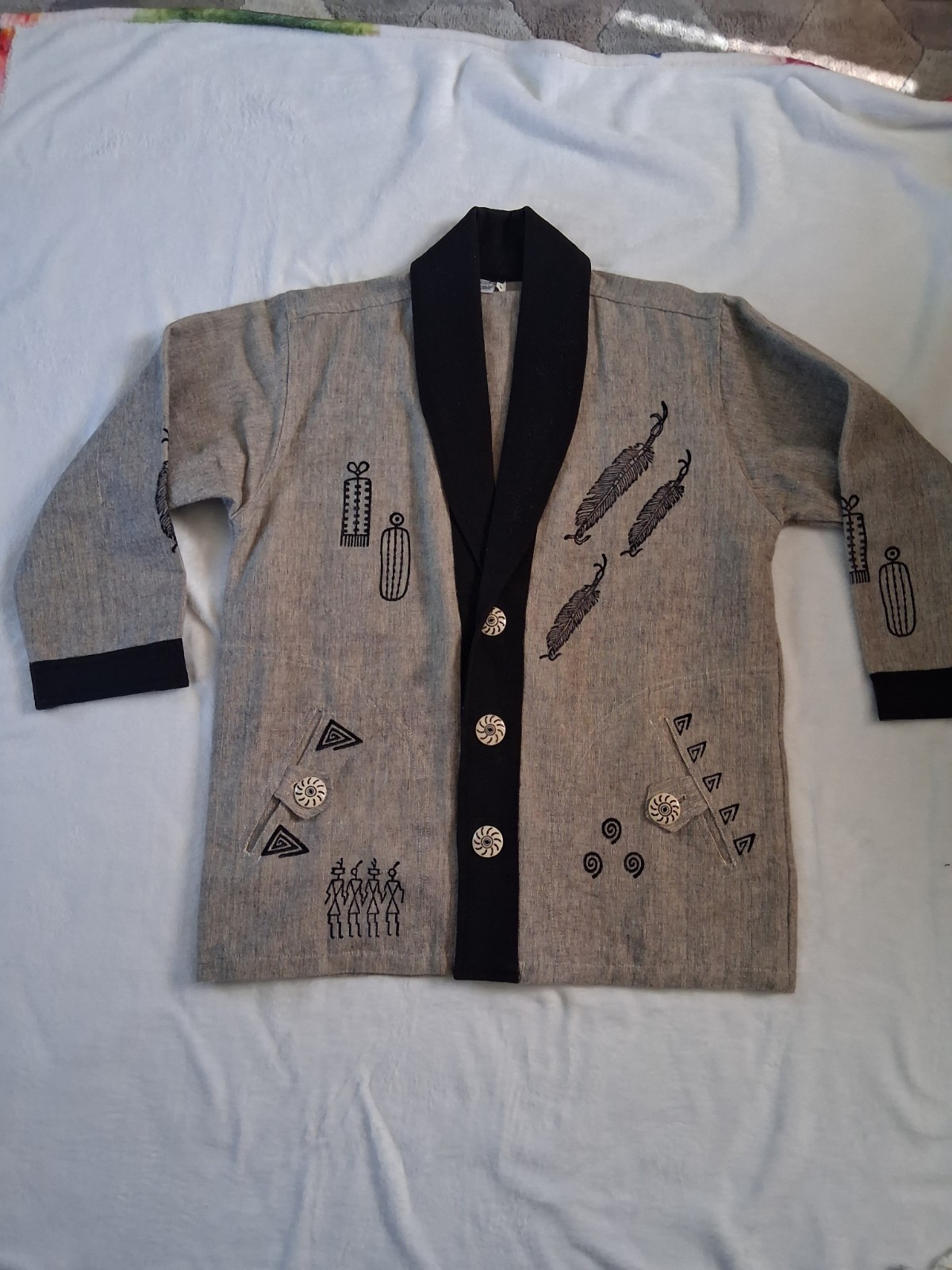 Venus Imports Coat Womens Medium Jacket Primitive Art Ivory color