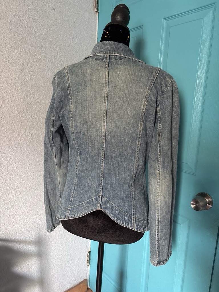 Moe Women’s Blue Denim Button-Front Jacket w/ Pockets Long Sleeve Short L
