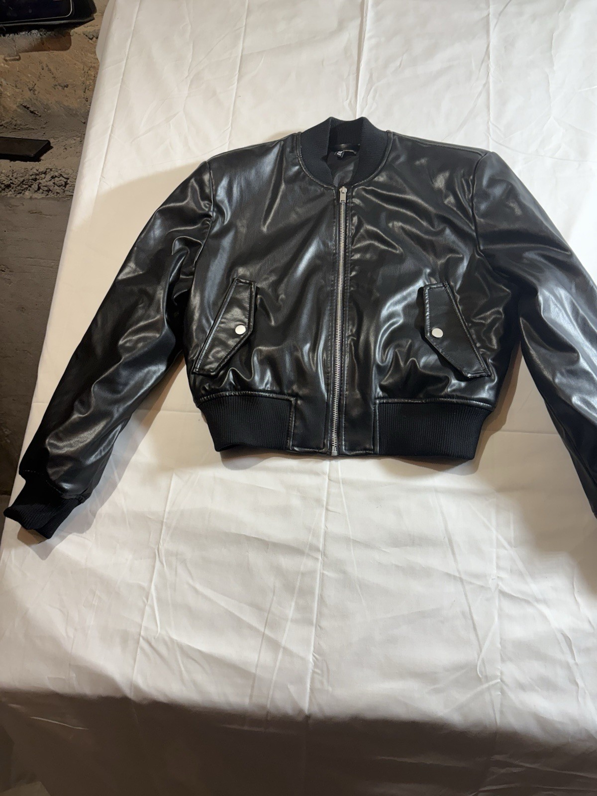 H&M Divided Women’s Black Bomber Jacket Full Zip Pockets Long Sleeve XS