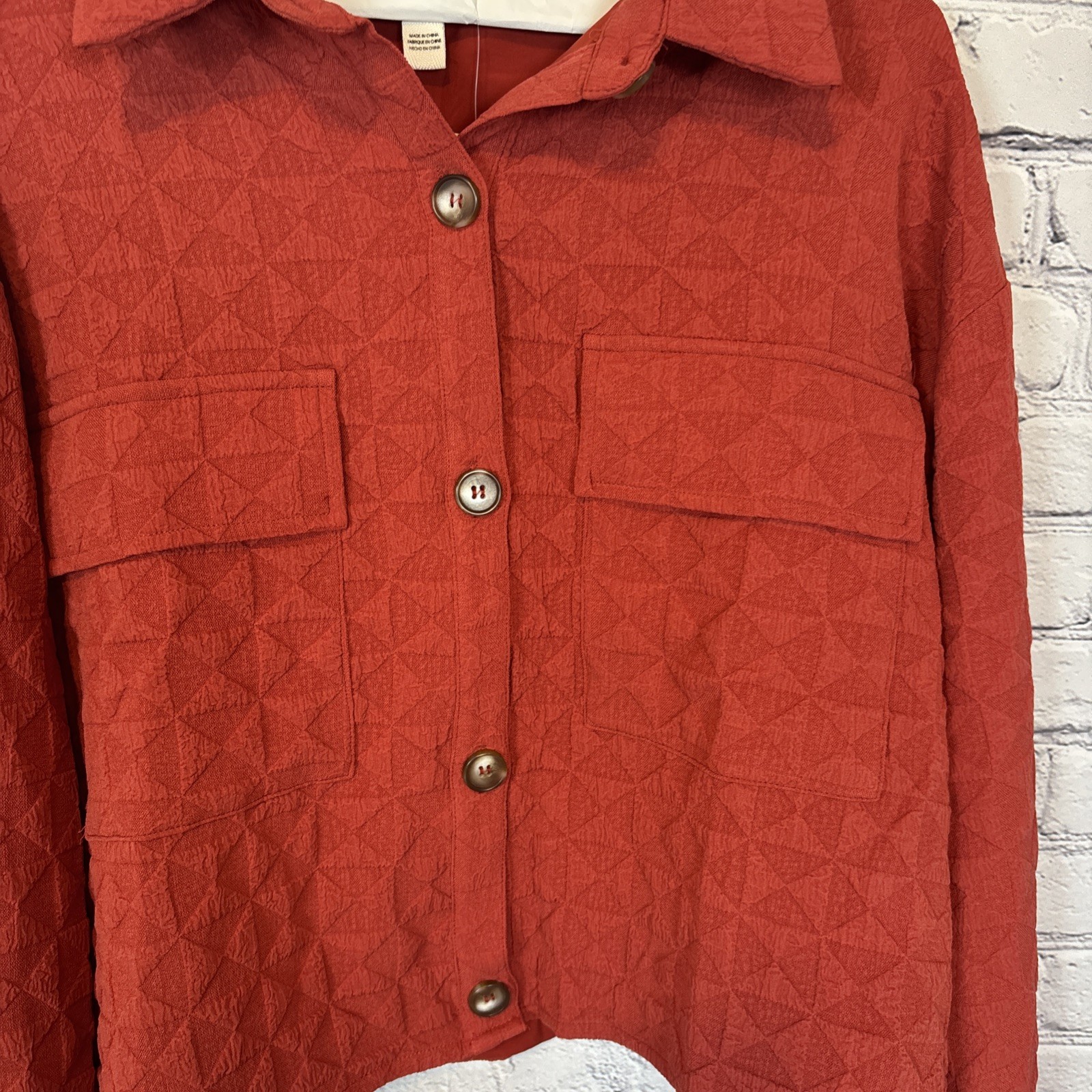 Buckle Privy Women’s Medium Rust Red Cropped Textured Jacket Button Front NWT