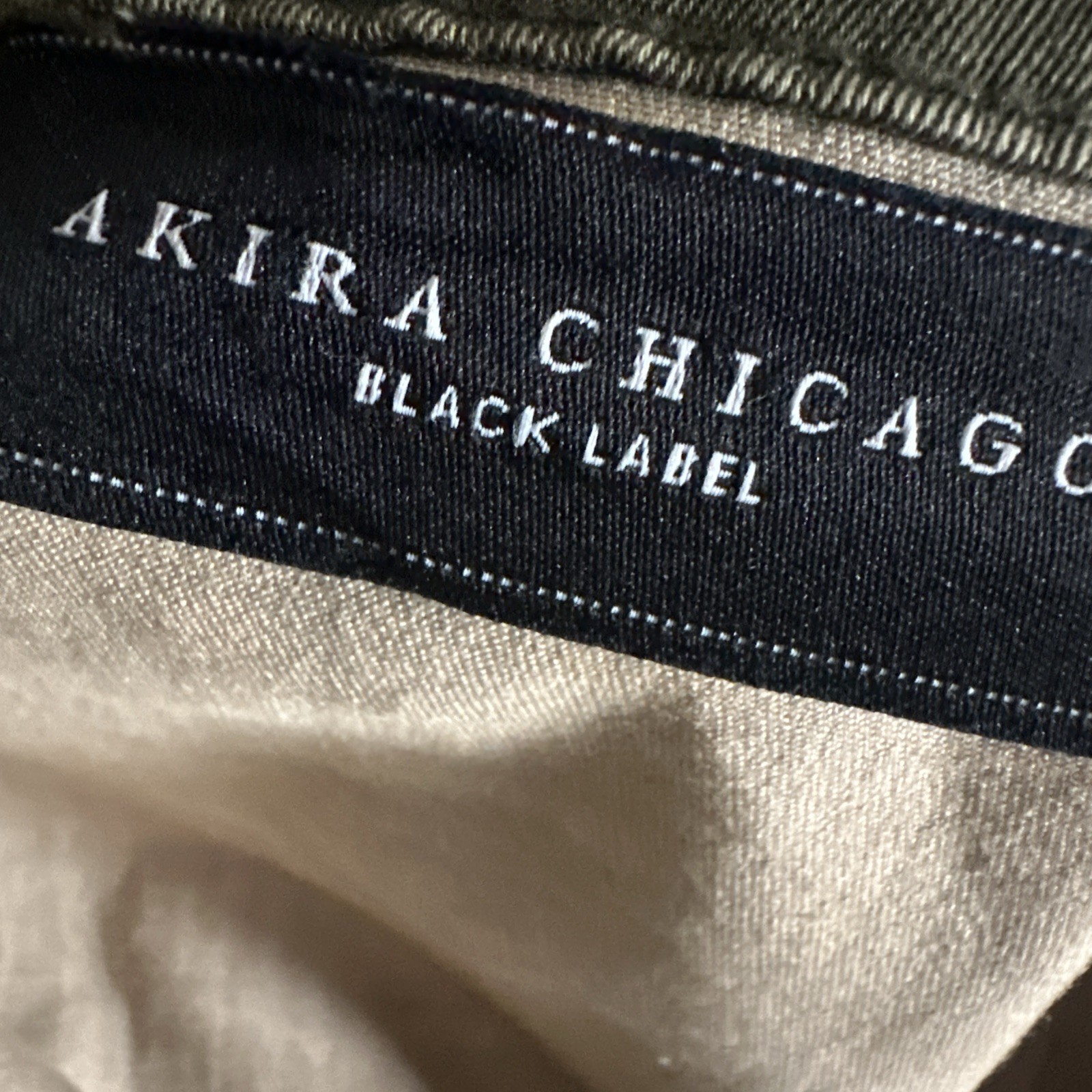 AKIRA CHICAGO Black Label Camouflage Distressed STRETCH Button Jacket Size M EUC