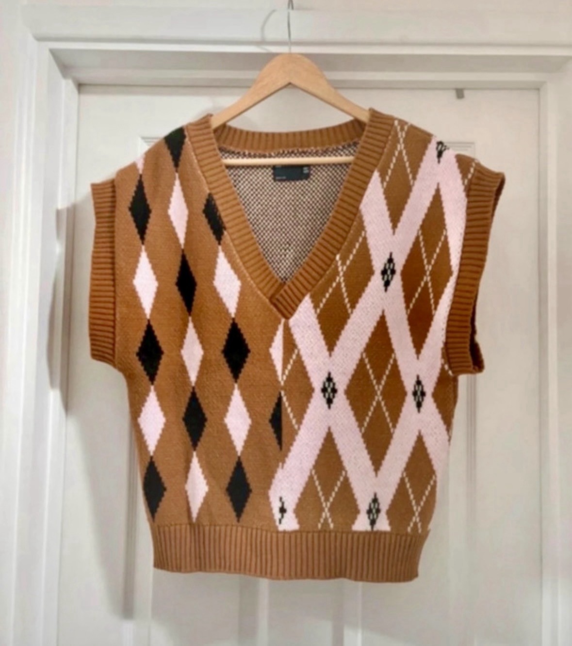 Women’s Asos Argyle Brown Mix Oversized Knit Sweater Vest Top Waistcoat size 10