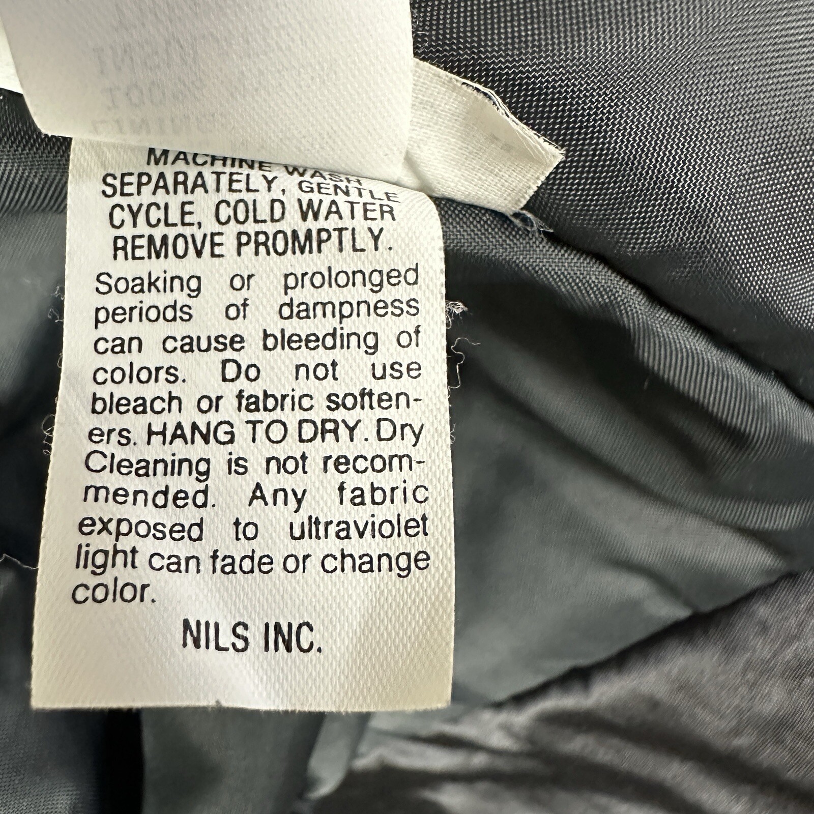 Vintage 1980’s NILS Women’s Batwing Ski Jacket Size 10 Black Nylon Made In USA