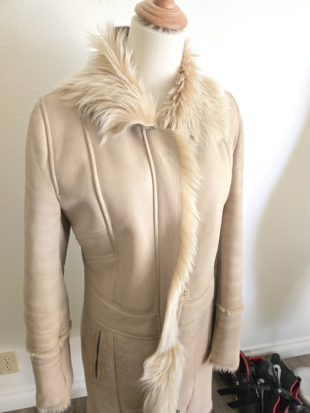 Tahari full length genuine shearling coat lightweight sheepskin zip jacket S / P