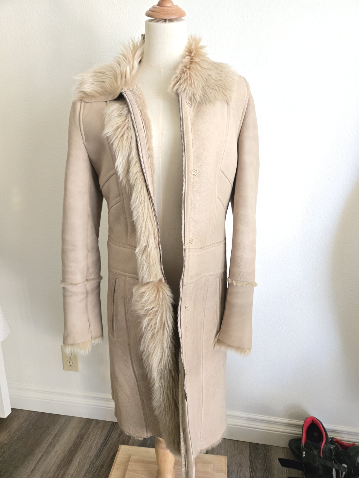 Tahari full length genuine shearling coat lightweight sheepskin zip jacket S / P