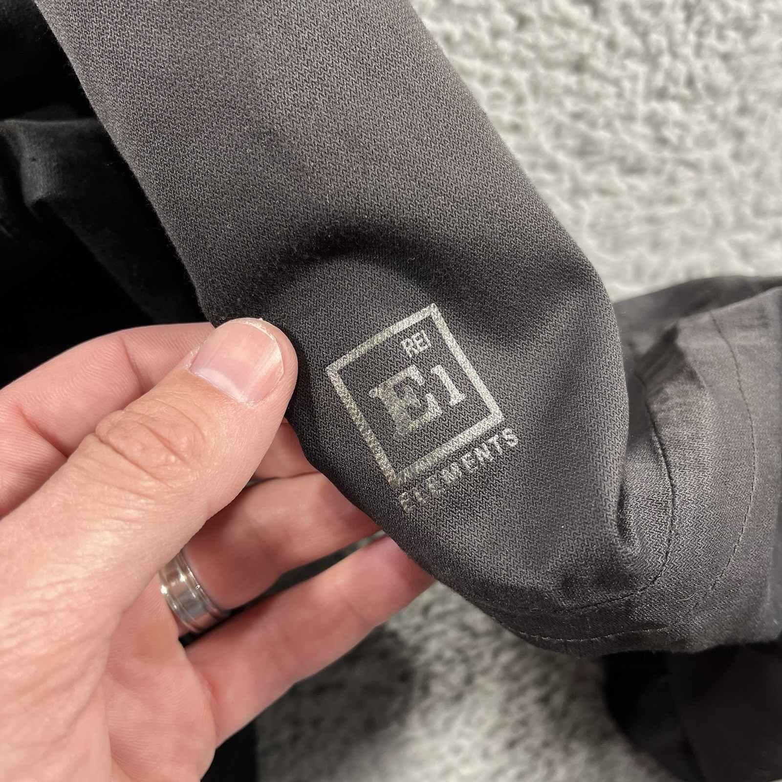 REI E1 ELEMENTS JACKET WONENS LARGE BLACK FULL ZIP HOODED HIKING OUTDOORS