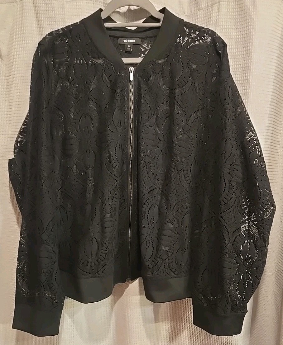 Torrid Women’s Black Lace Bomber Jacket Plus Size 3 Sheer Zip Up EUC Worn Once