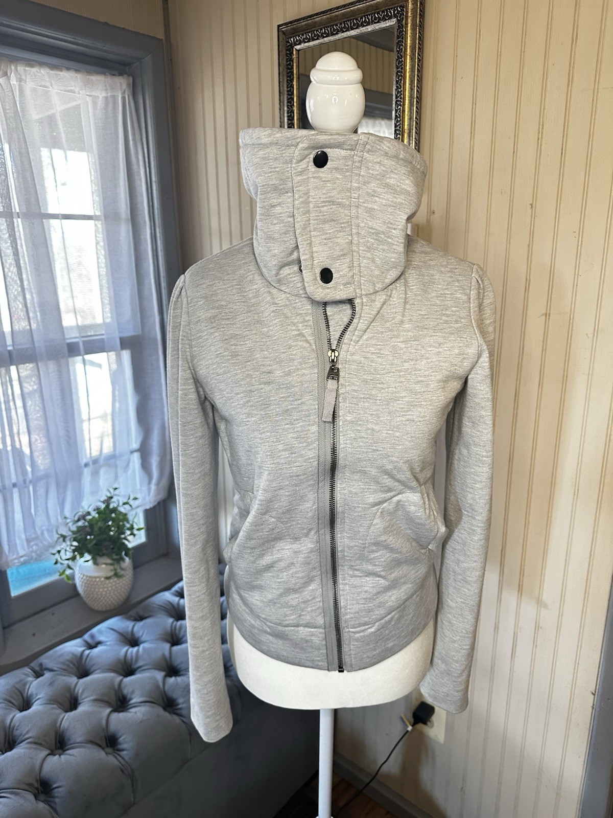 Splendid Zip Up Jacket Womens XS Gray Funnel Neck Snap Collar Athleisure