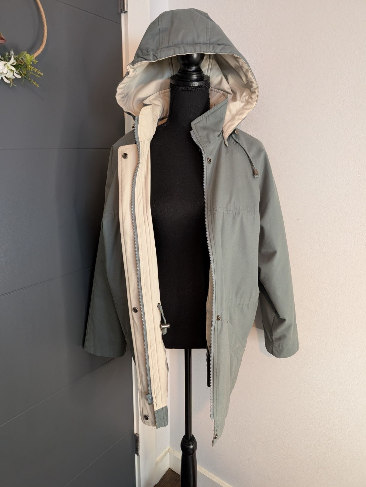 London Fog Women’s Softshell Coat with Removeable Hood and Inner Lining – PL