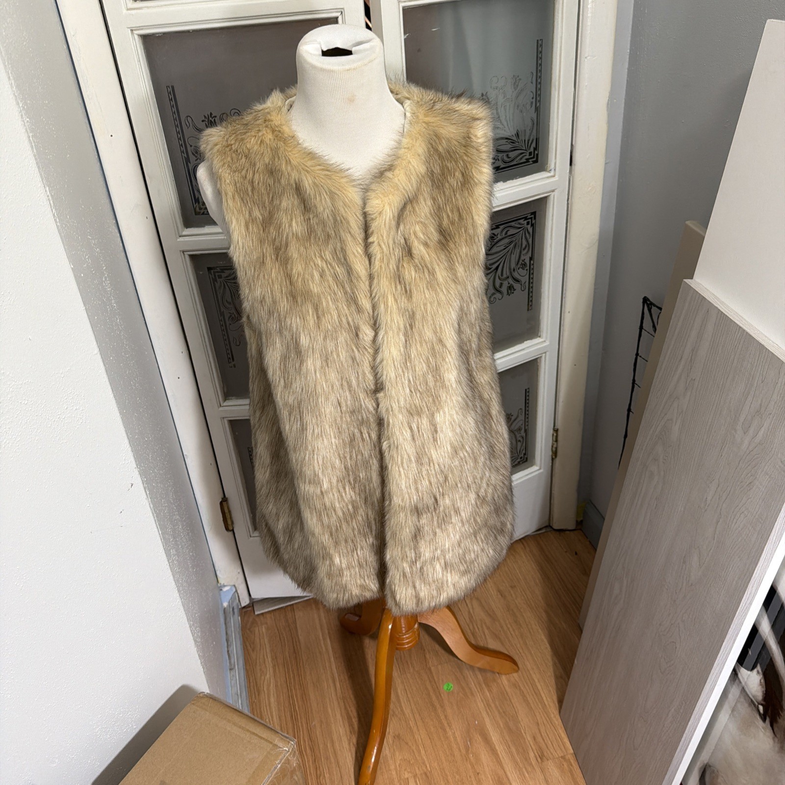 Universal Thread Faux Fur Sherpa Vest – Ivory/Cream, OSFM, Cozy Open Front