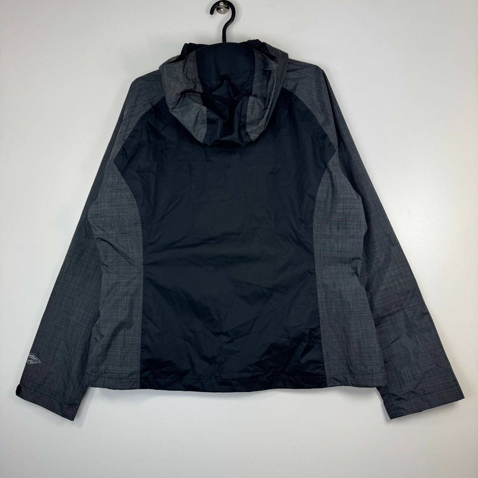 NWT Columbia Waterproof Breathable Jacket Black Gray Women XL