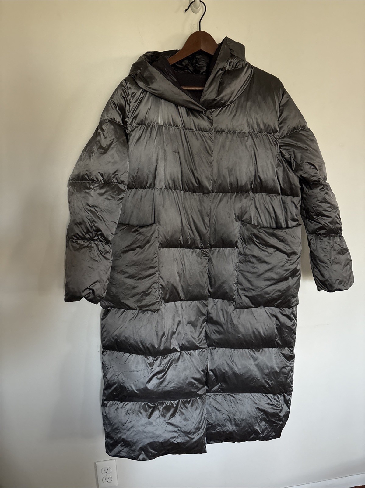 Lattelier Maxi Puffer Jacket Sz XL Duck Down Grey Shiny Relaxed Fit Long Read