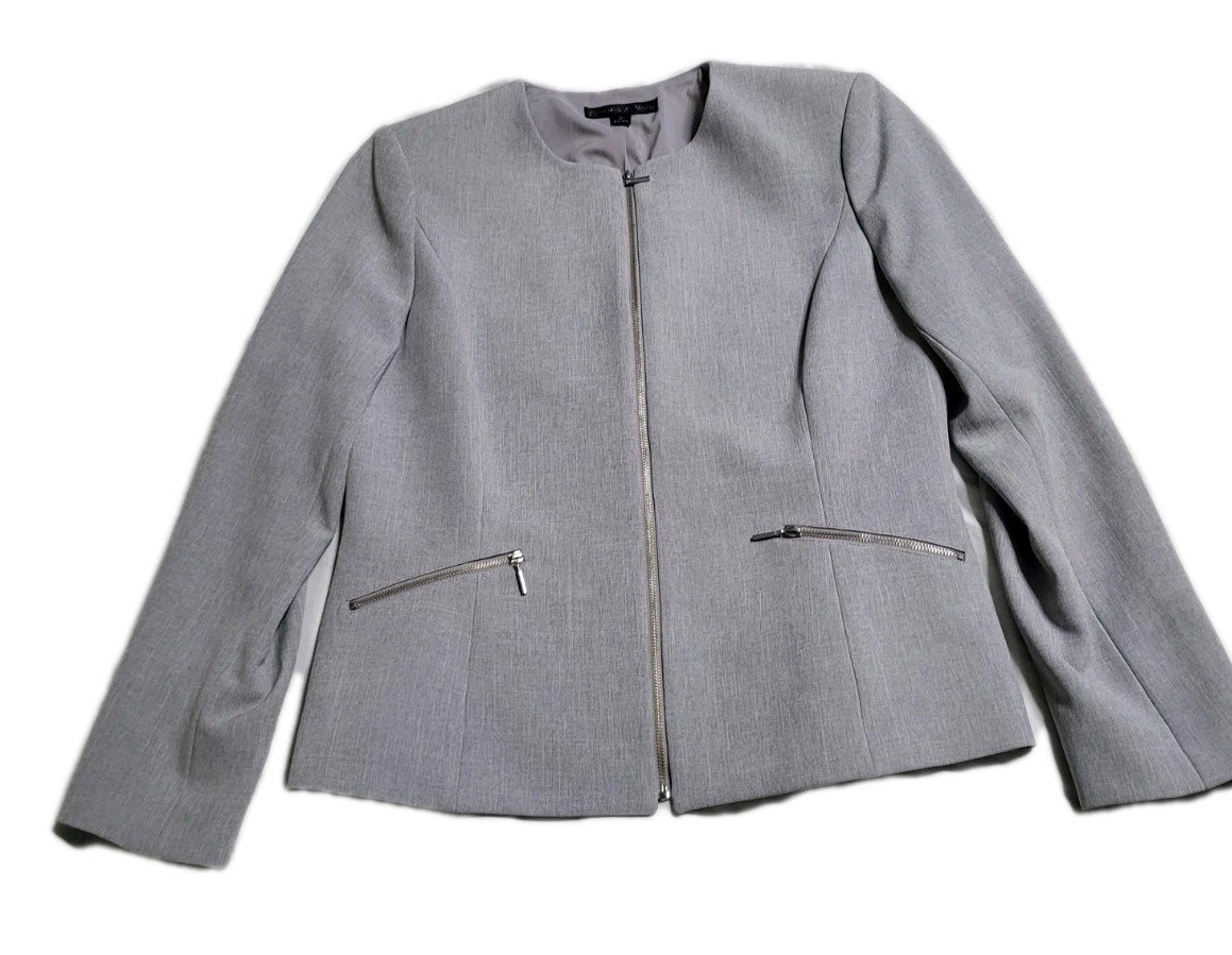 Preston and York Flat Front Zip Up Women’s Jacket Grey Size 8 Business Quality