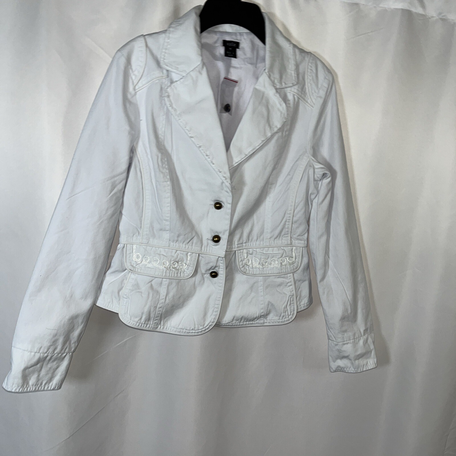 M Juniors Aziz White Denim Jacket Solely Distressed Y2K Retro Bohemian Cowgirl