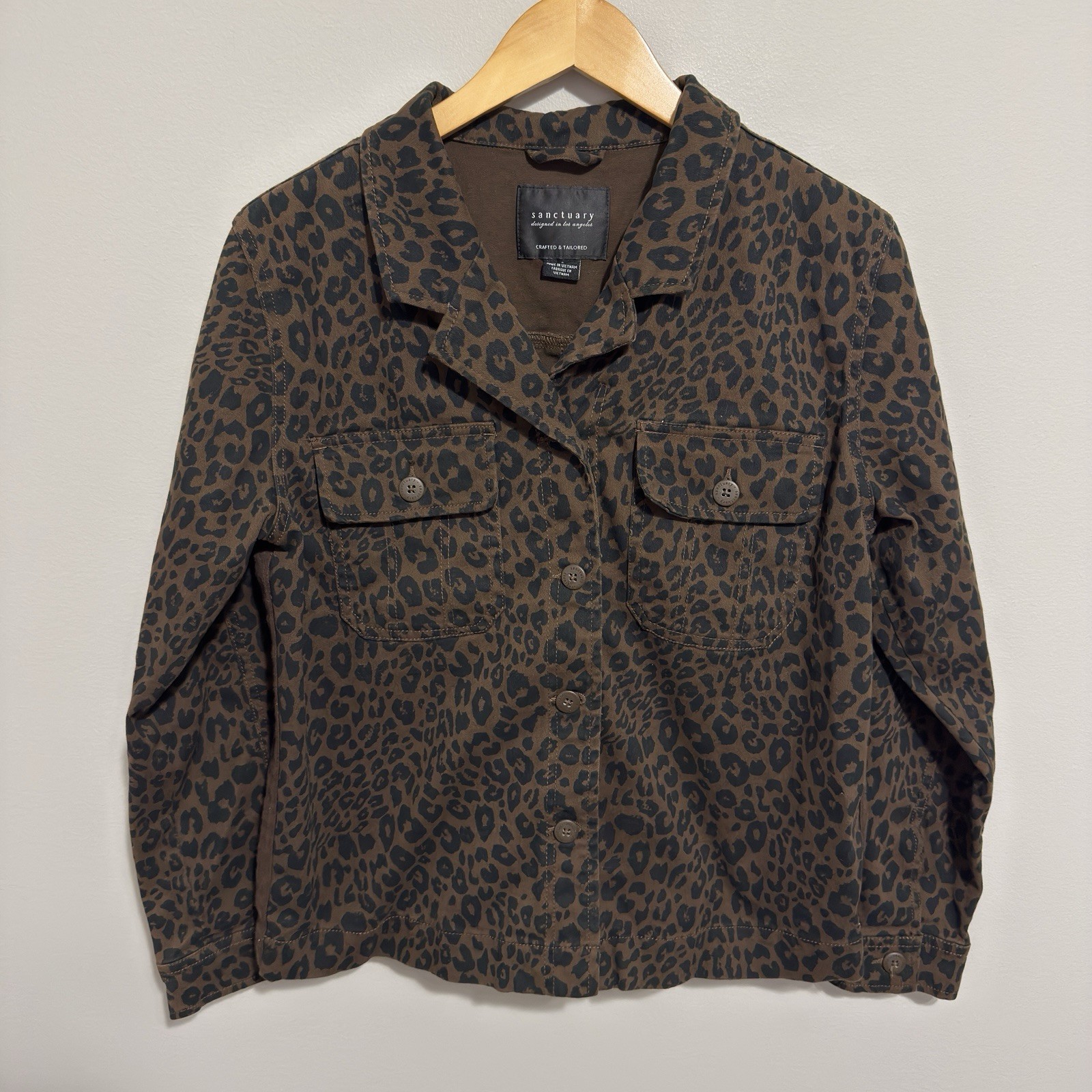 Sanctuary Leopard Print Short Jacket Large Button Front Pockets Crafted Tailored