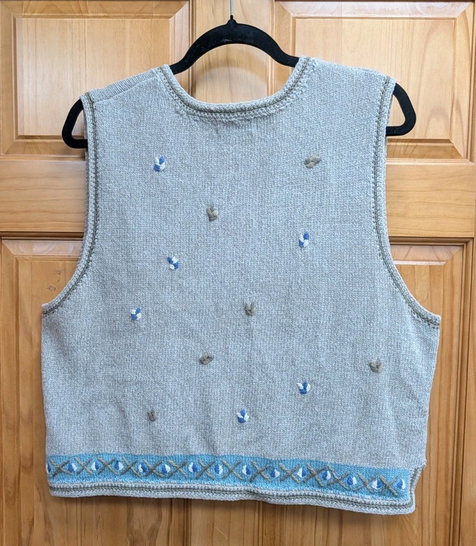 Sigrid Sport Olsen Women’s XL Vest Embroidered Button-Down Front V Neck
