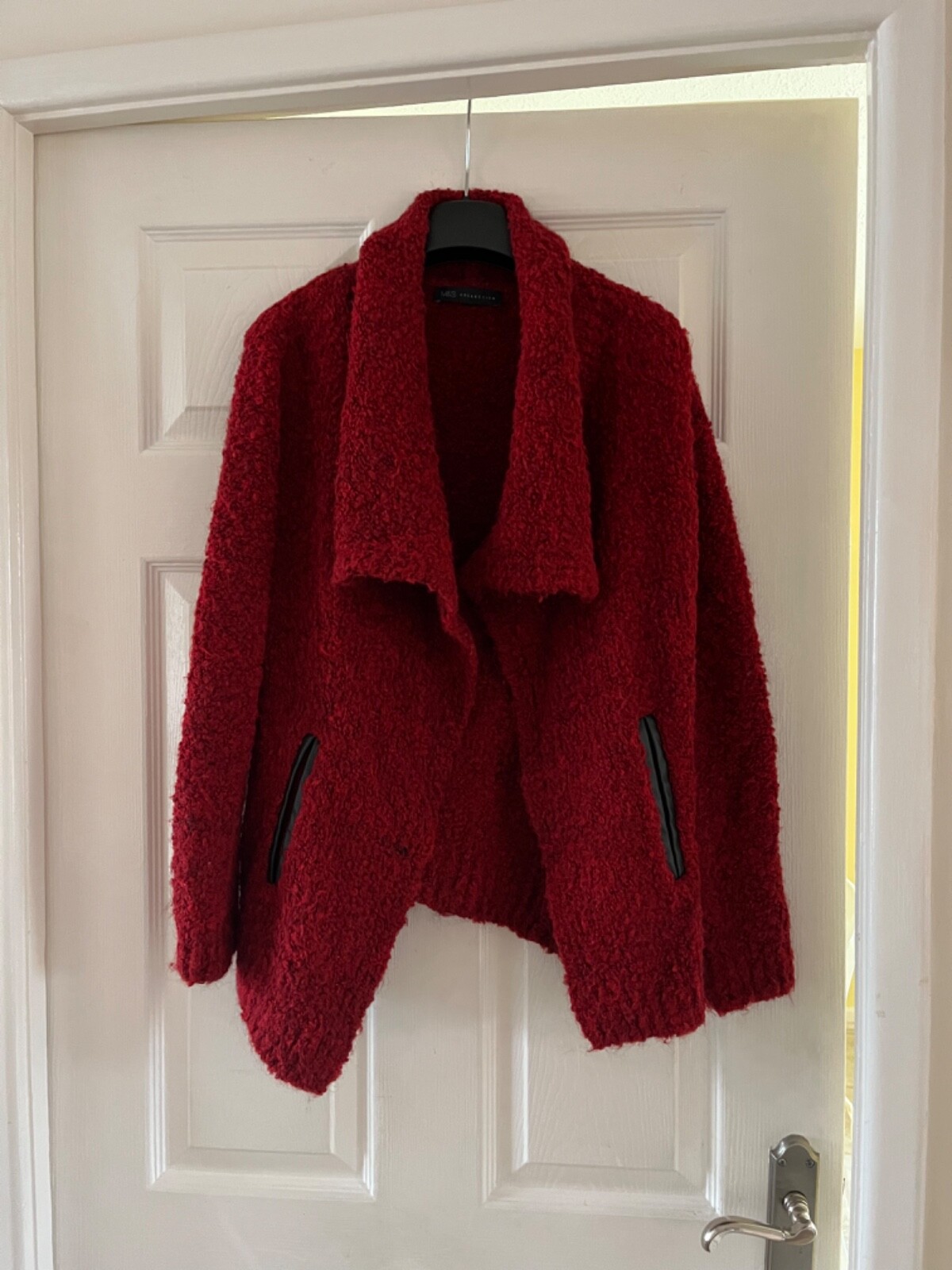 Marks and Spencer ladies red long sleeved knitted wool mix jacket size 8