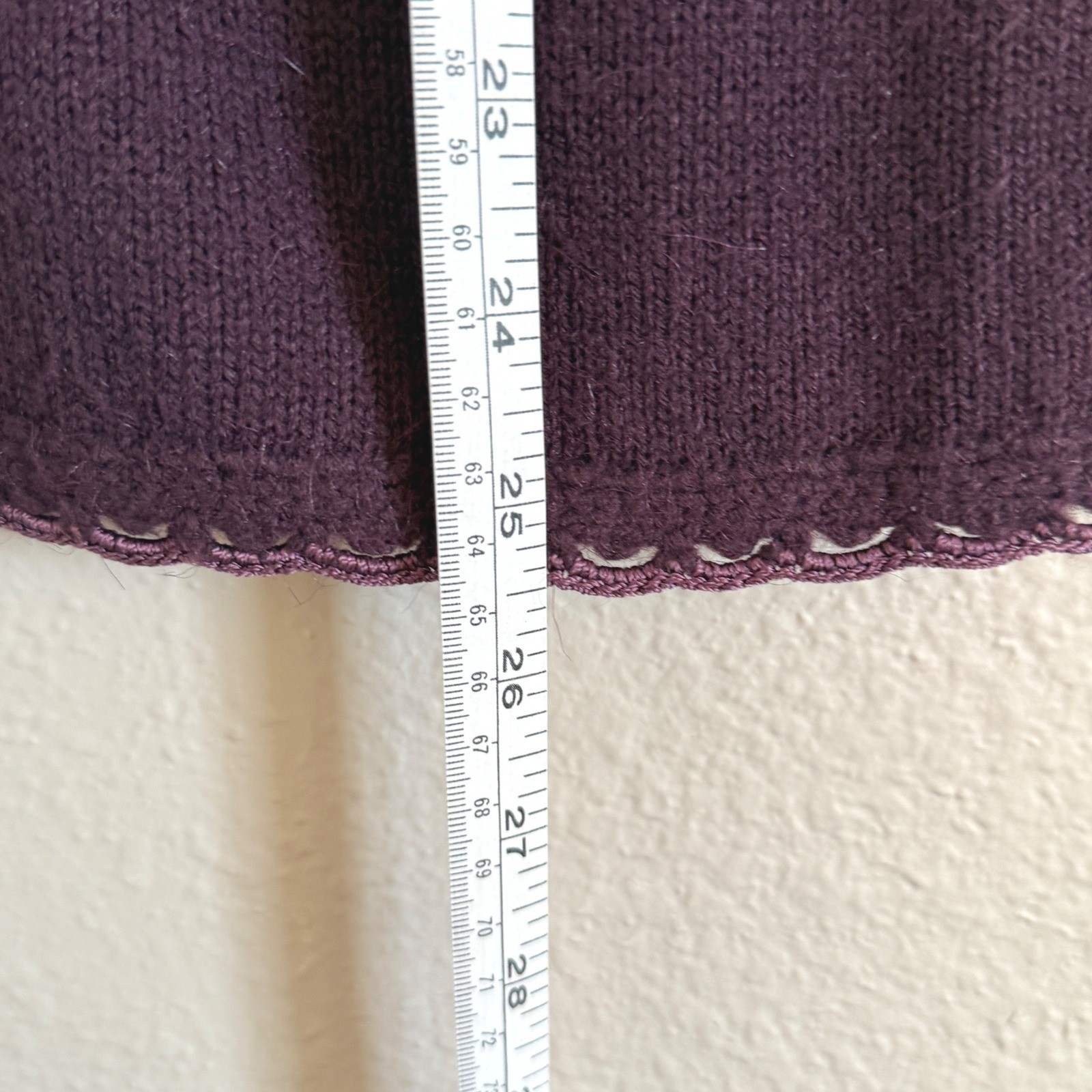 Vintage Womens Medium Purple Embroidered Knit Vest Sweater Layer Cottage Indie