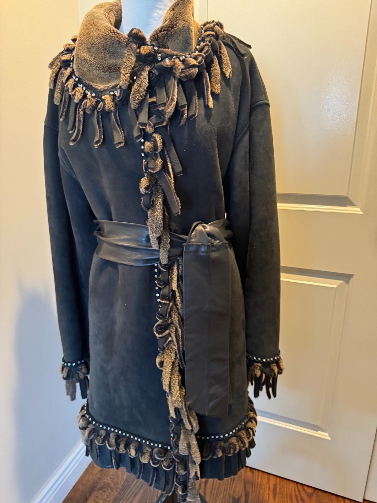 Sinclair Charcoal Gray Suede Shearling Coat Fringes SZ IT 44/US 10 EUC