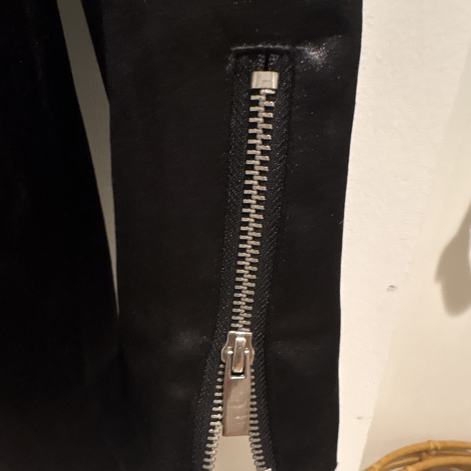 bebe Women’s L Black Soft Zip Studded Belted Collared Mid Trench Coat Studded
