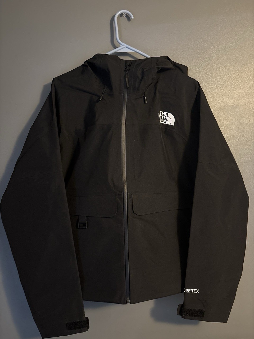 The North Face GORE-TEX Hooded Rain Jacket Black L Regular Fit Unisex Hiking