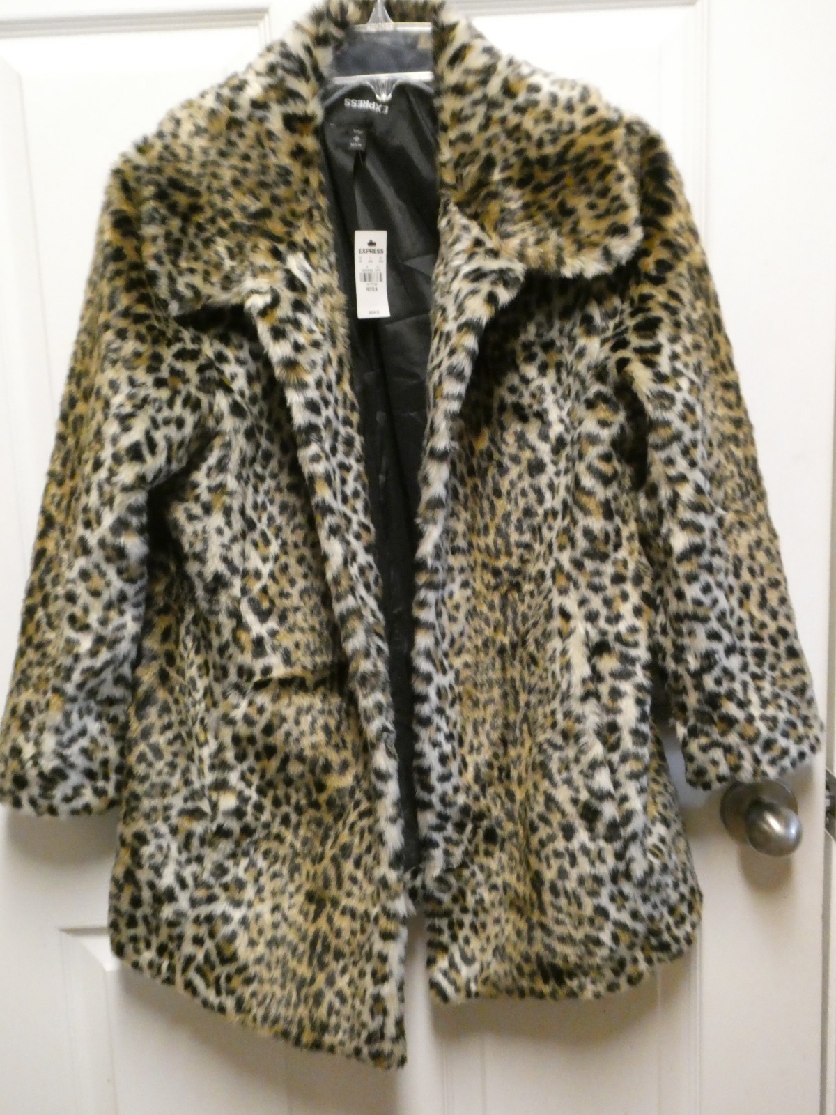 Express Women’s Leopard Animal Print Faux Fur Coat Jacket NWT Petite M ($228.00)