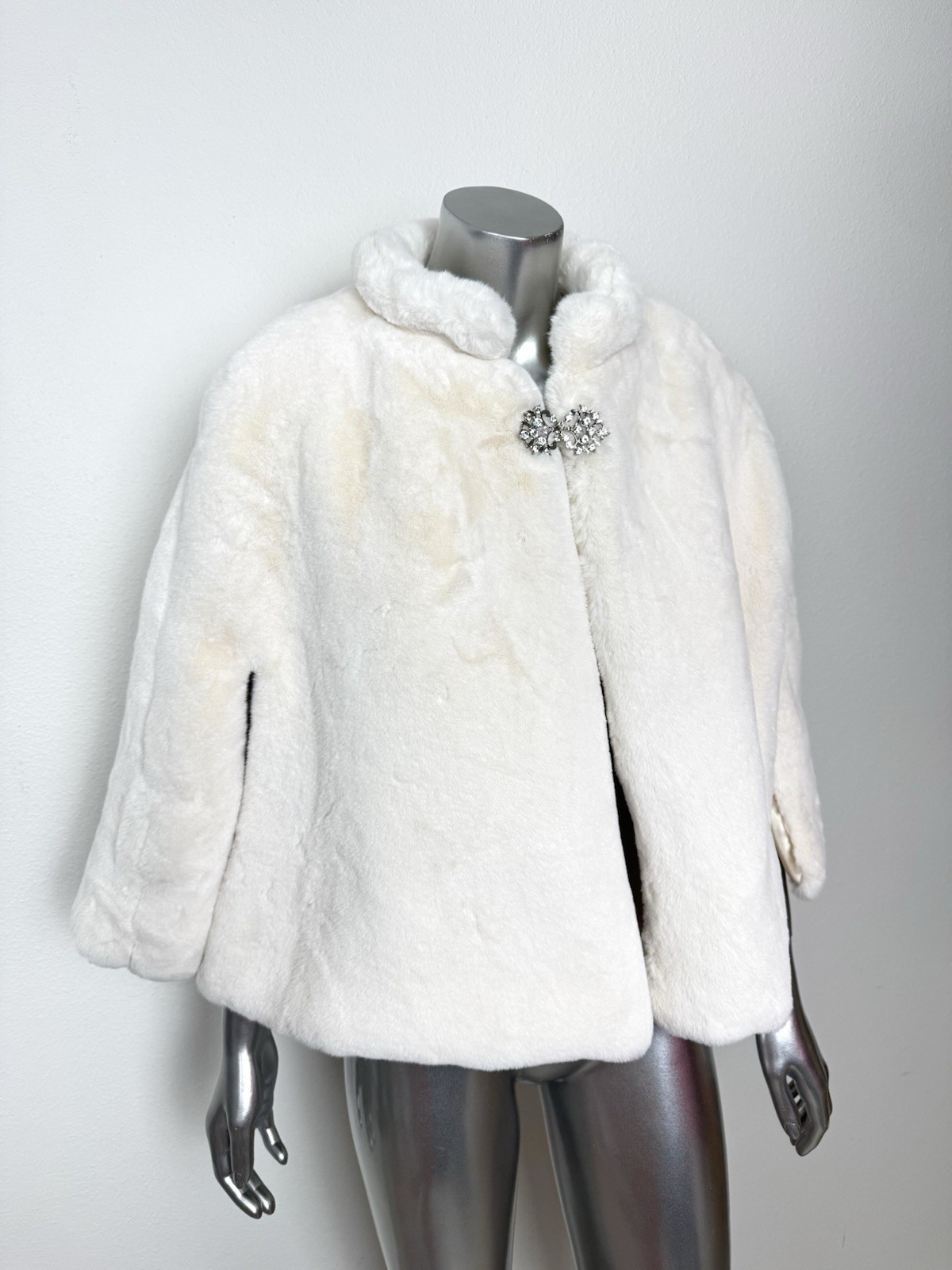 Faux Fur Evening Cape Bolero Women’s OS White Formal Theater Church S M L XL
