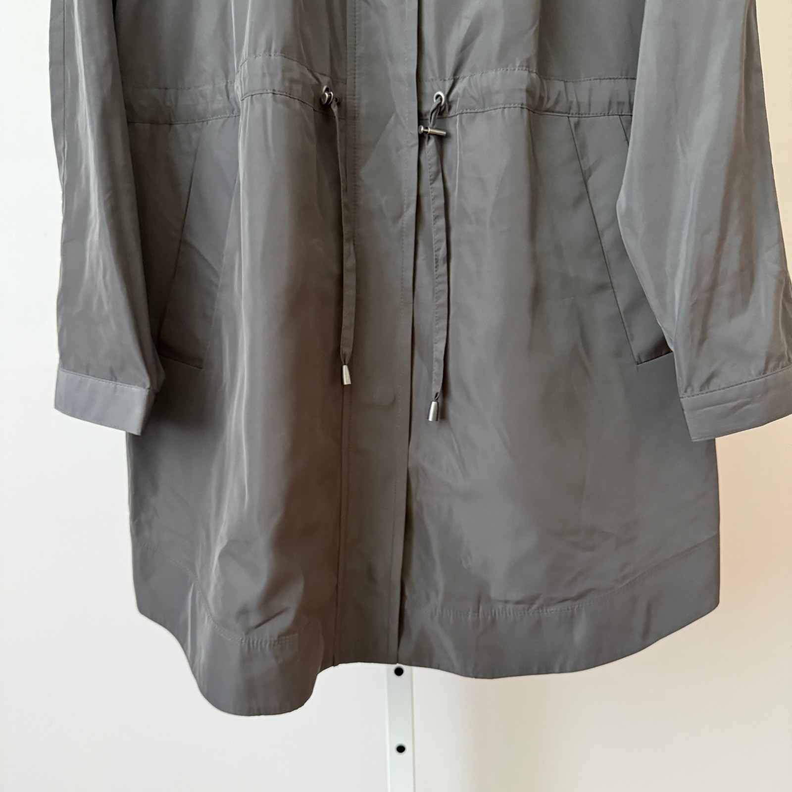 J. Jill S Gray Jacket Drawstring Zip Utility Anorak Minimalist Preppy Outdoors