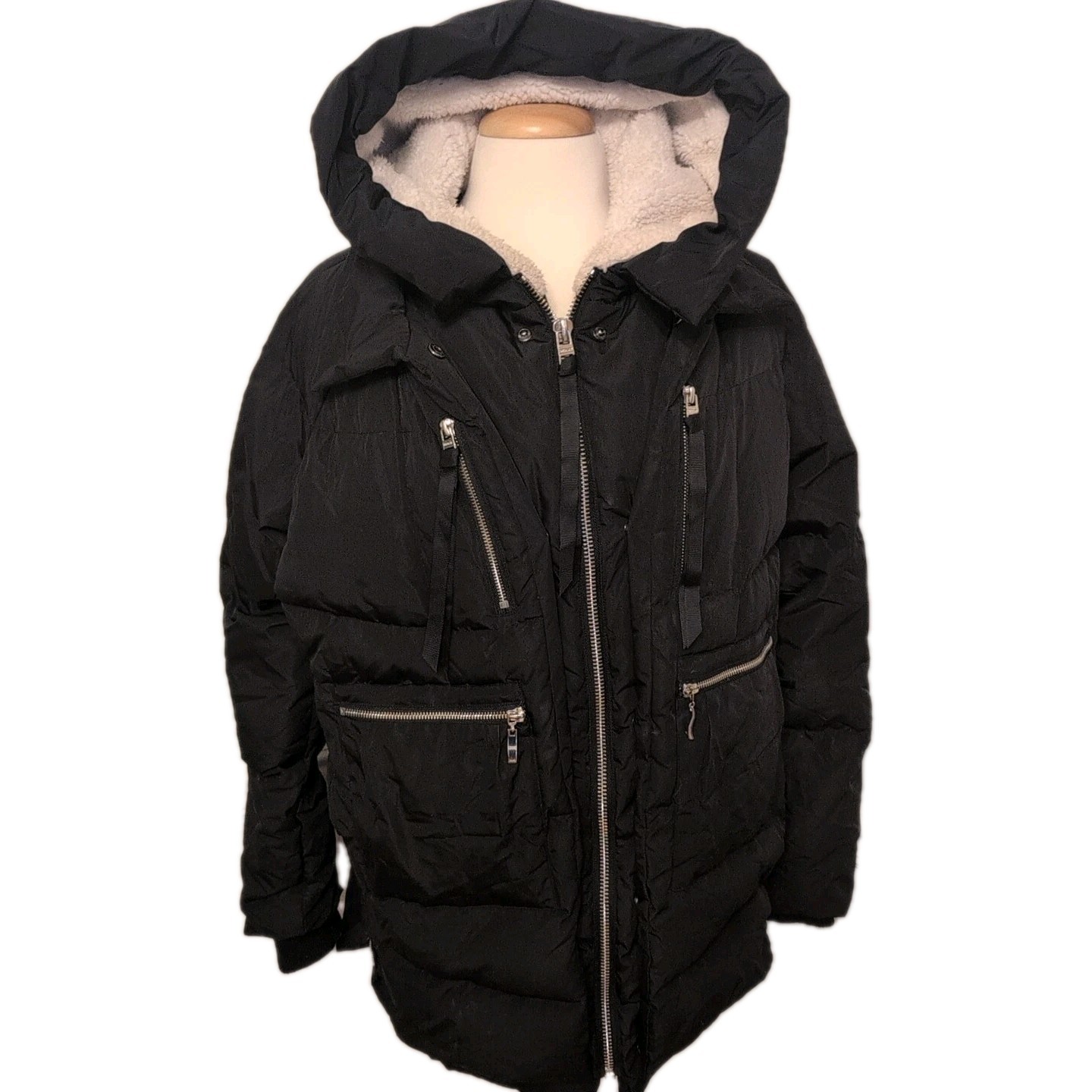 Orolay Women’s Thickened Down Jacket Black Puffer Style Parka Winter Coat Size M