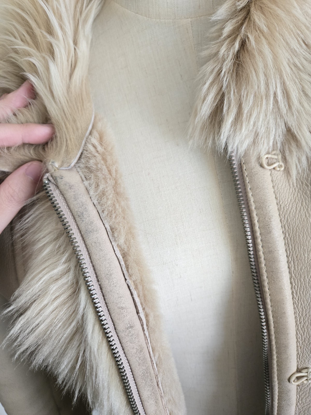 Tahari full length genuine shearling coat lightweight sheepskin zip jacket S / P