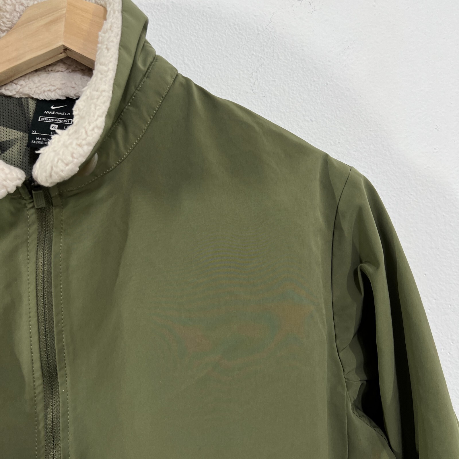 Nike Shield Bomber Jacket Womens XL Standard Fit Olive Green CK5858 222 Outdoors