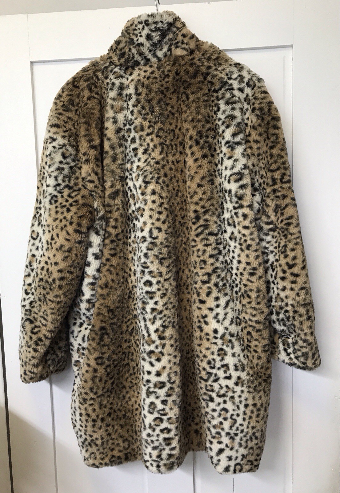 Popsugar Faux Leopard Fur Woman’s Jacket. XXL