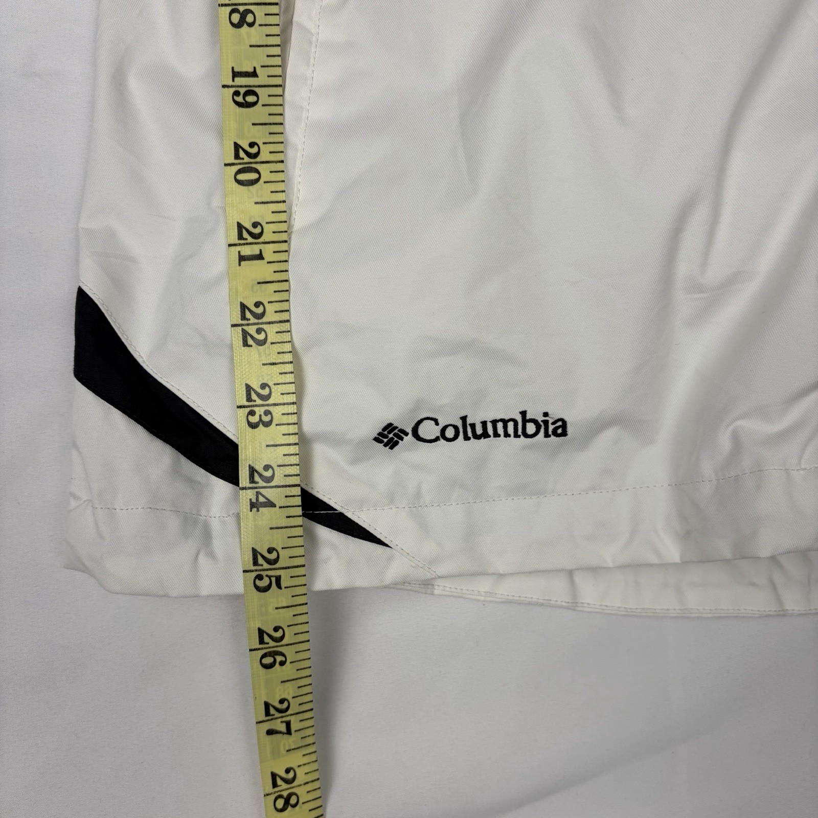 Columbia women’s Interchange Jacket XL White Waterproof Ski Snow Hooded Coat
