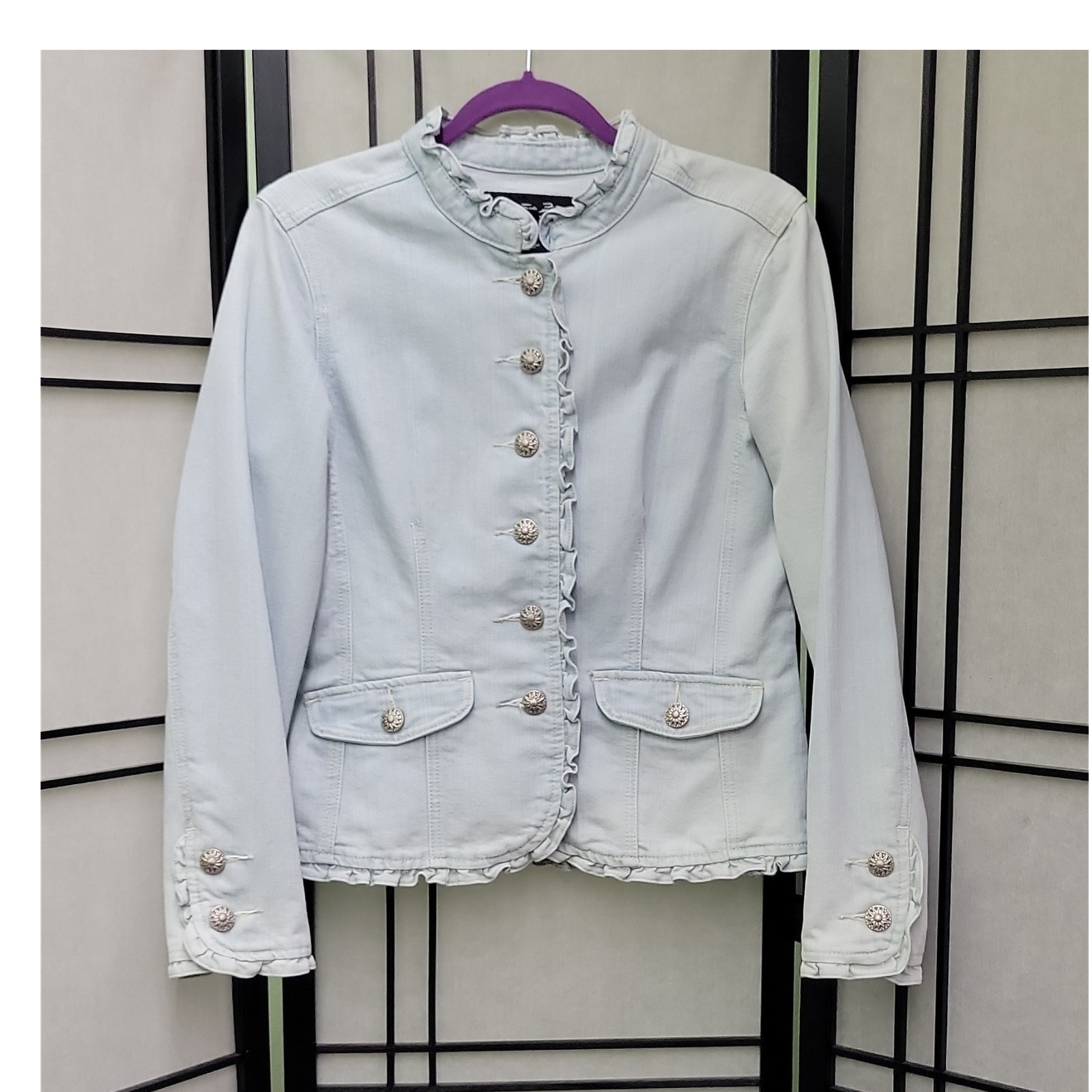 Christiana Zinn Light Blue Ruffle Button Collar Pocket Denim Jacket Women’s M