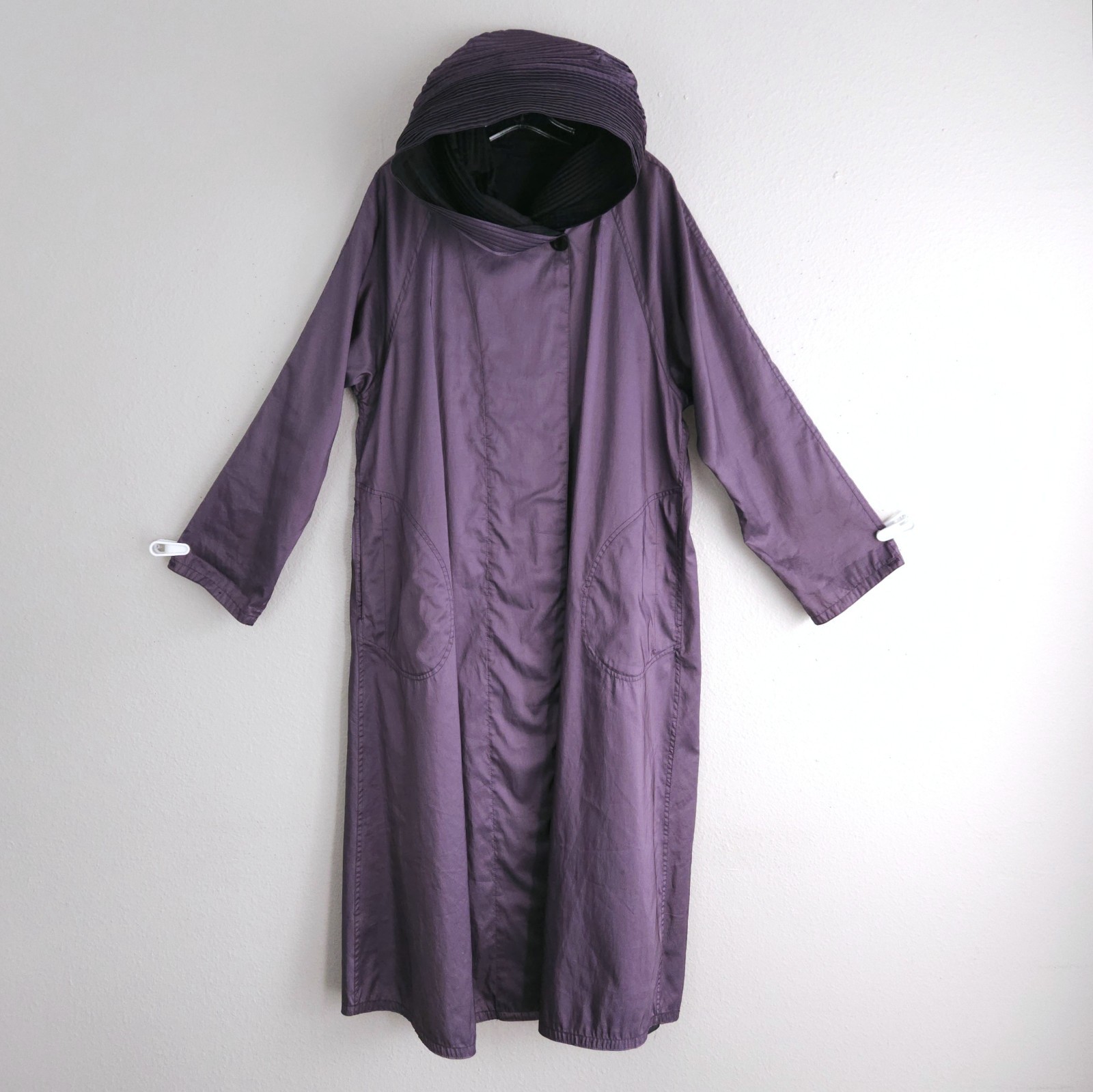 Mycra Pac Donatella Reversible Rain Coat M/LARGE Black Purple Pleated Hood Cloak